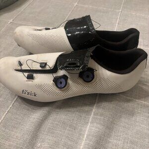 fizik cycling shoes w/Boa ratchet laces (Delta clips)